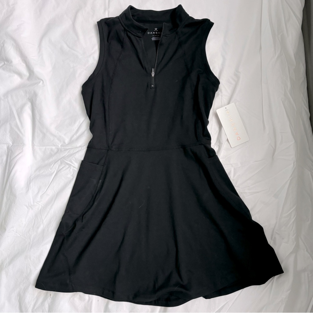 Danskin Athletic Dress Size small BNWT